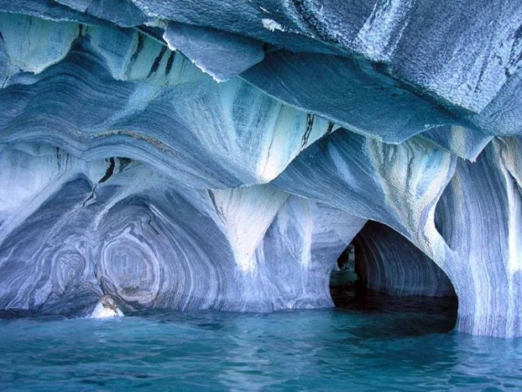 Чудеса природы: 20 удивительных мест на планете, поражающих своей красотой