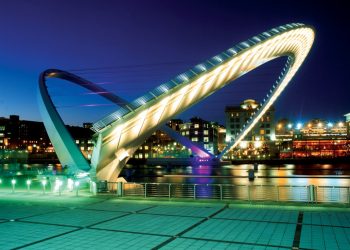 Виртуальное путешествие: уникальные пешеходные мосты