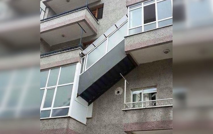 смешные балконы