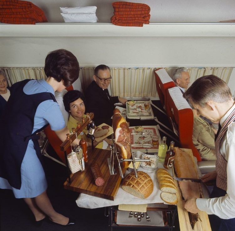 1969 Перекус на борту Scandinavian Airlines