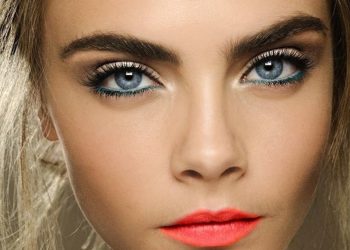 Cara Delevingne_krasivyye znamenitosti golubyye glaza