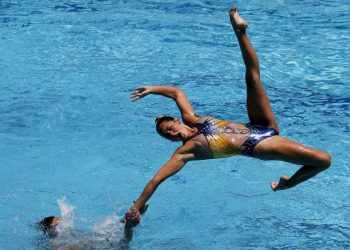 Synchronized Swim Comedy: A Hilarious Splash of Laughter