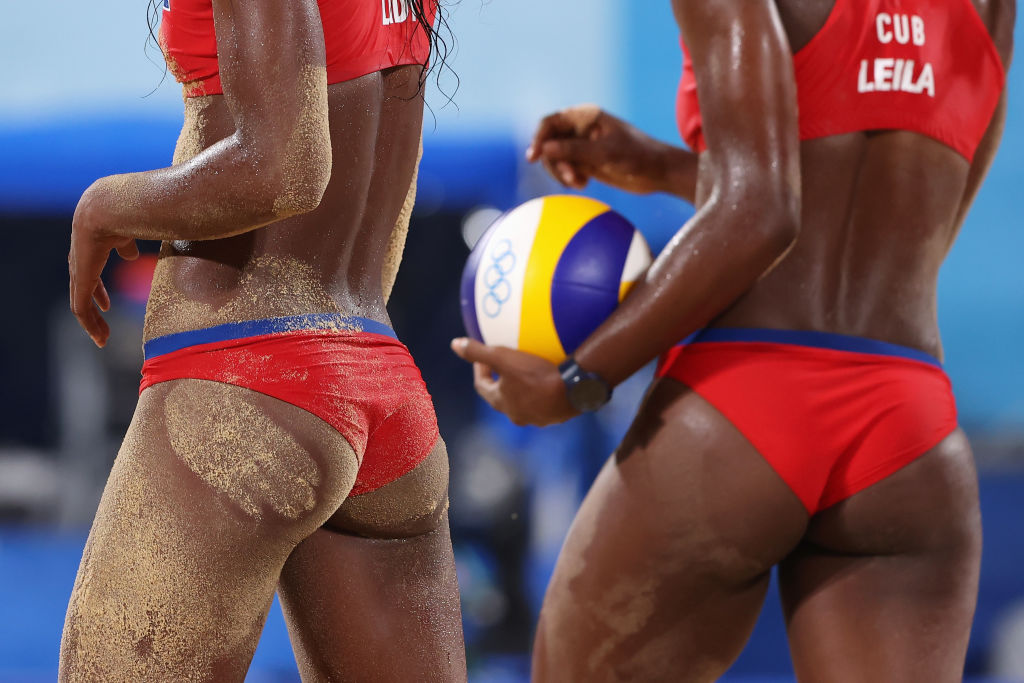 Sun, Sand, and Spike: Mesmerizing Shots of Women's Beach Volleyball Brilliance