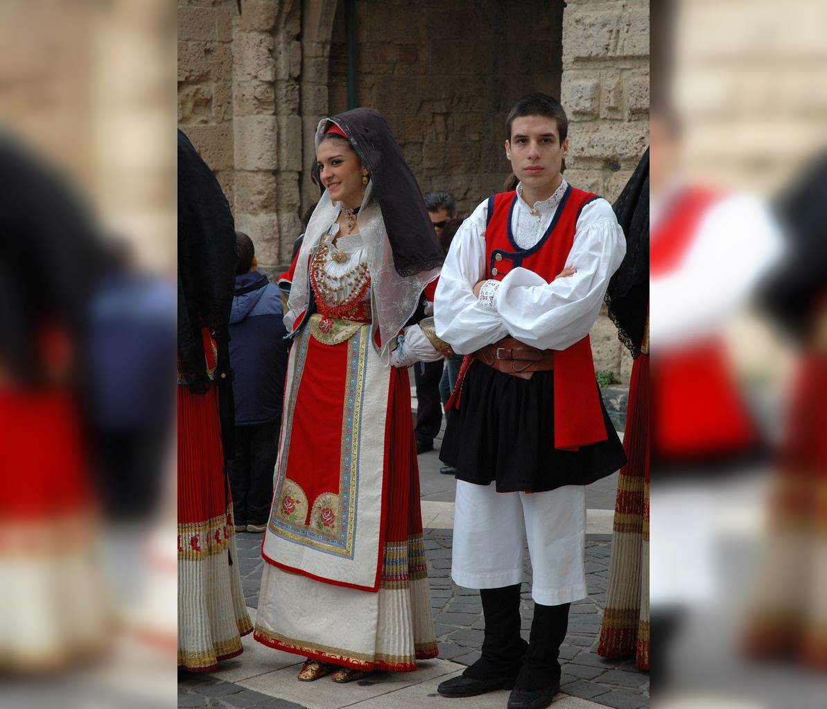 National Attire in Different Countries Worldwide: 30 Photos